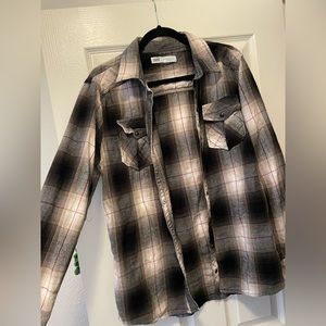Buckle Men’s flannel
